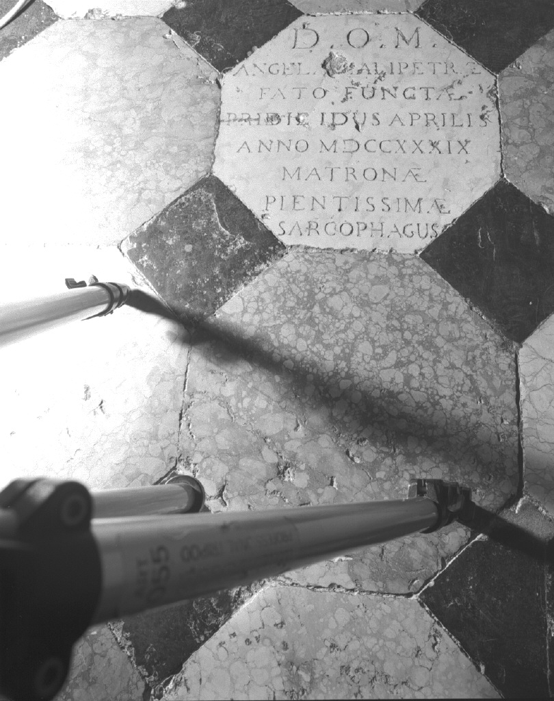 lapide tombale - bottega veneta (sec. XVIII)