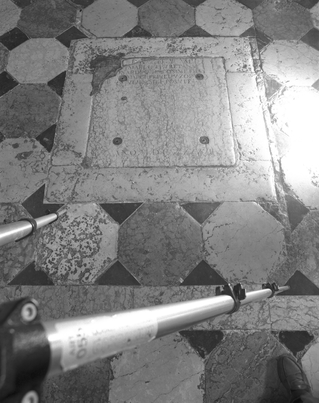 lapide tombale - bottega veneta (sec. XVII)