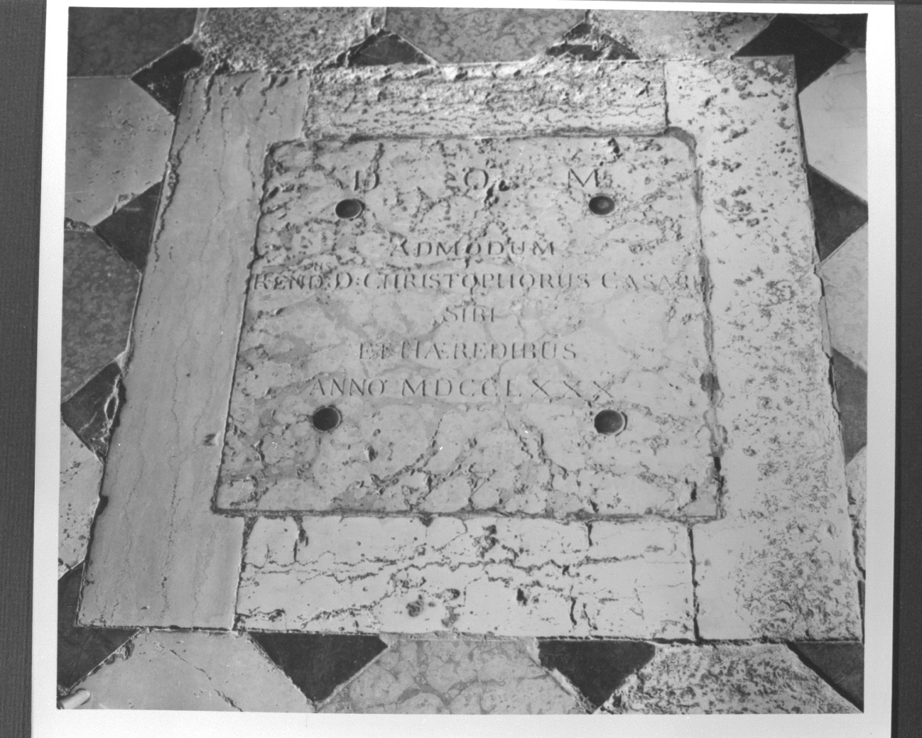 lapide tombale - bottega veneta (sec. XVIII)