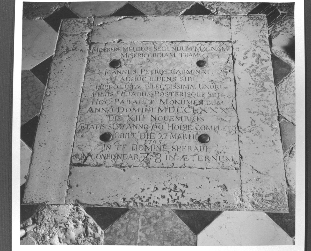 lapide tombale - bottega veneta (sec. XVIII)