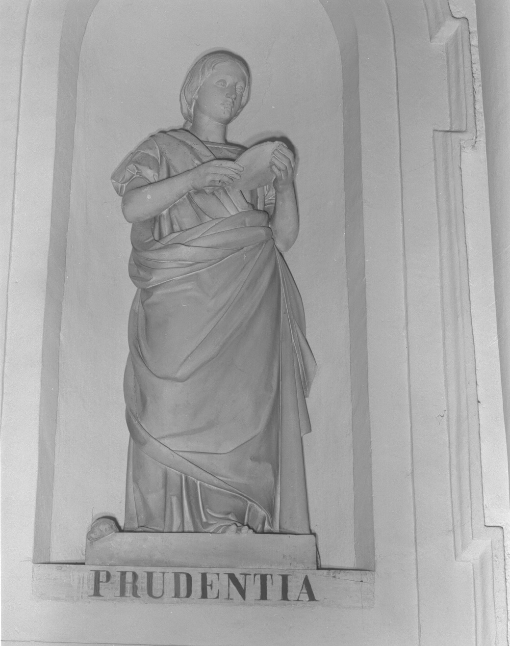 Prudenza (statua) di Cameroni Angelo (sec. XIX)