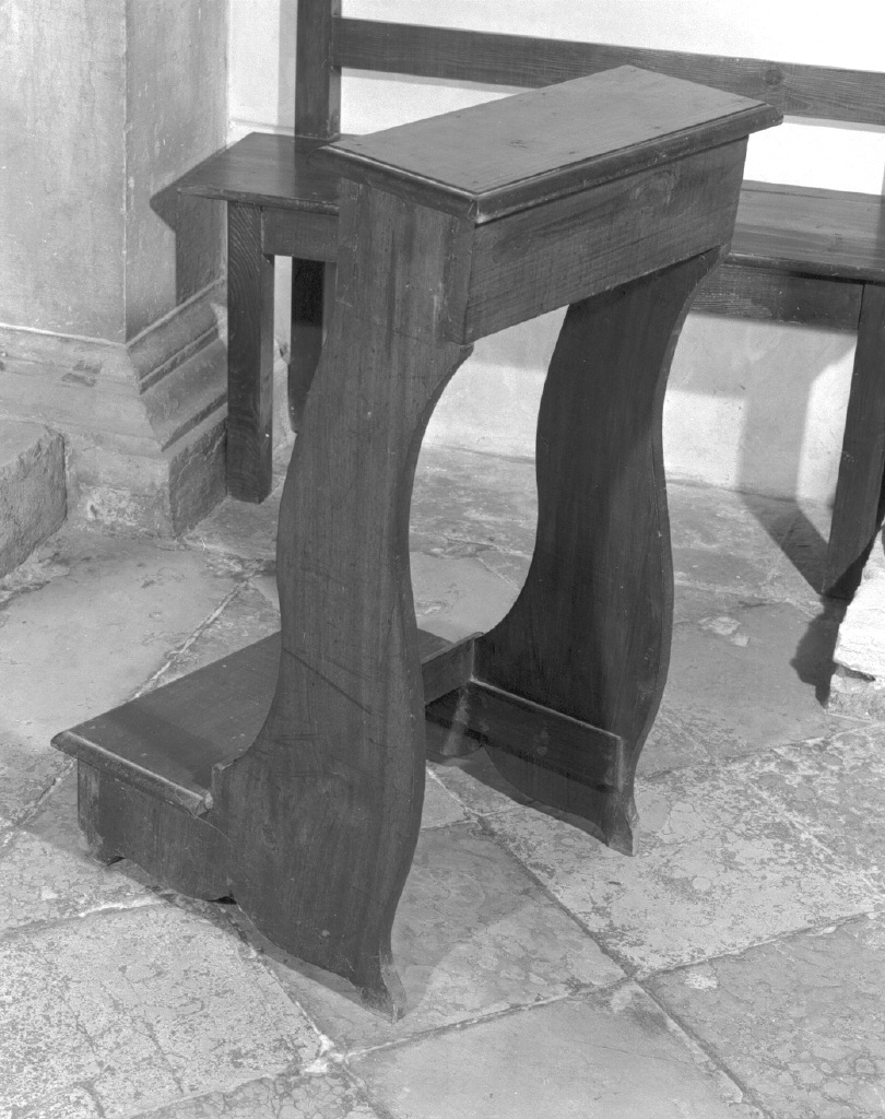 inginocchiatoio - ambito veneto (seconda metà sec. XIX)