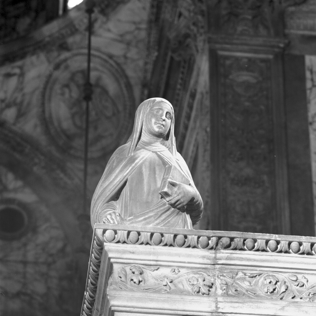 Santa Chiara (statuetta, elemento d'insieme) di Lombardo Pietro (ultimo quarto sec. XV)