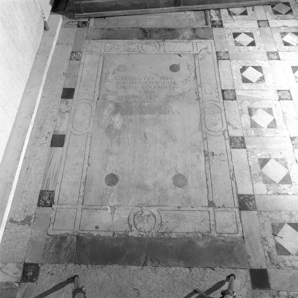 lapide tombale - ambito veneto (sec. XVI)