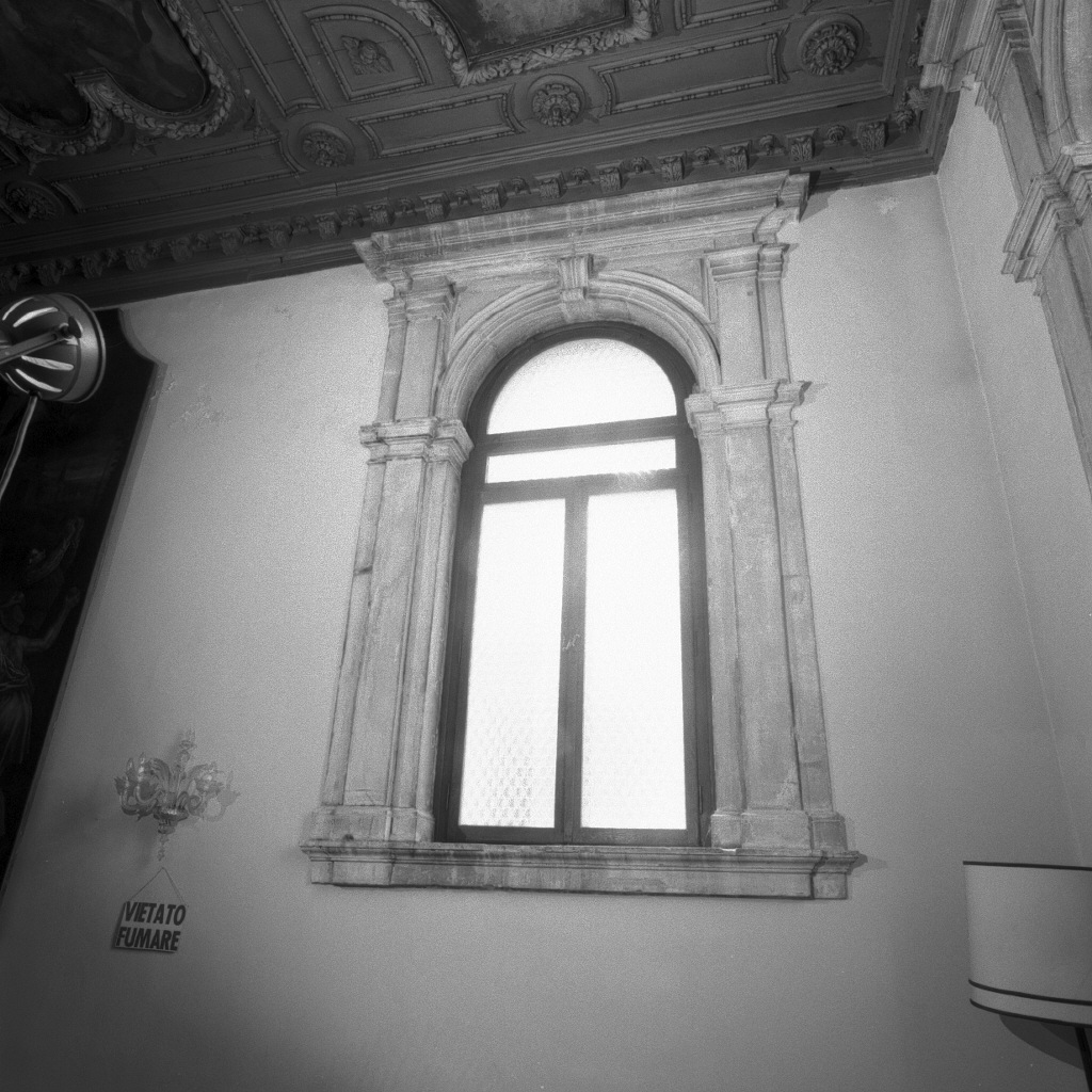 cornice architettonica - ambito veneziano (sec. XVI)