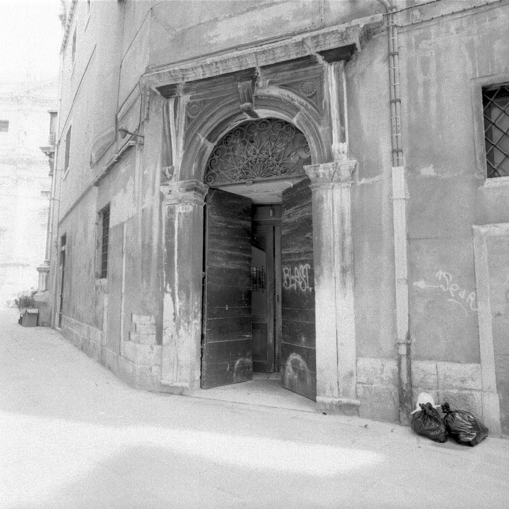 portale di Contino Tommaso (sec. XVII)