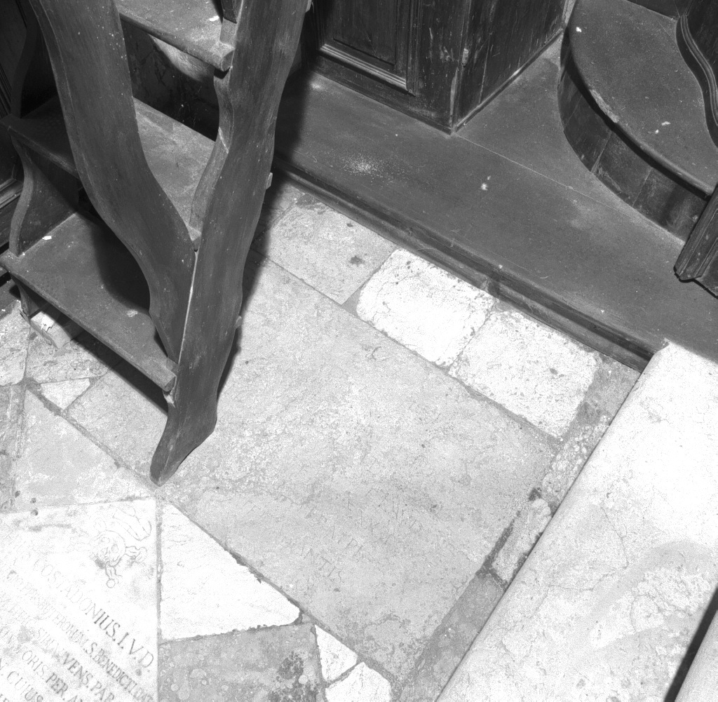 lastra tombale - ambito veneto (prima metà sec. XVIII)