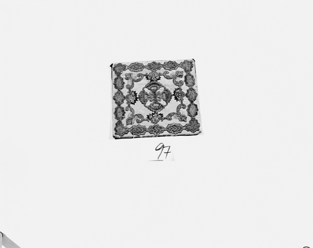 borsa - manifattura Italia centro-settentrionale (prima metà sec. XVIII)