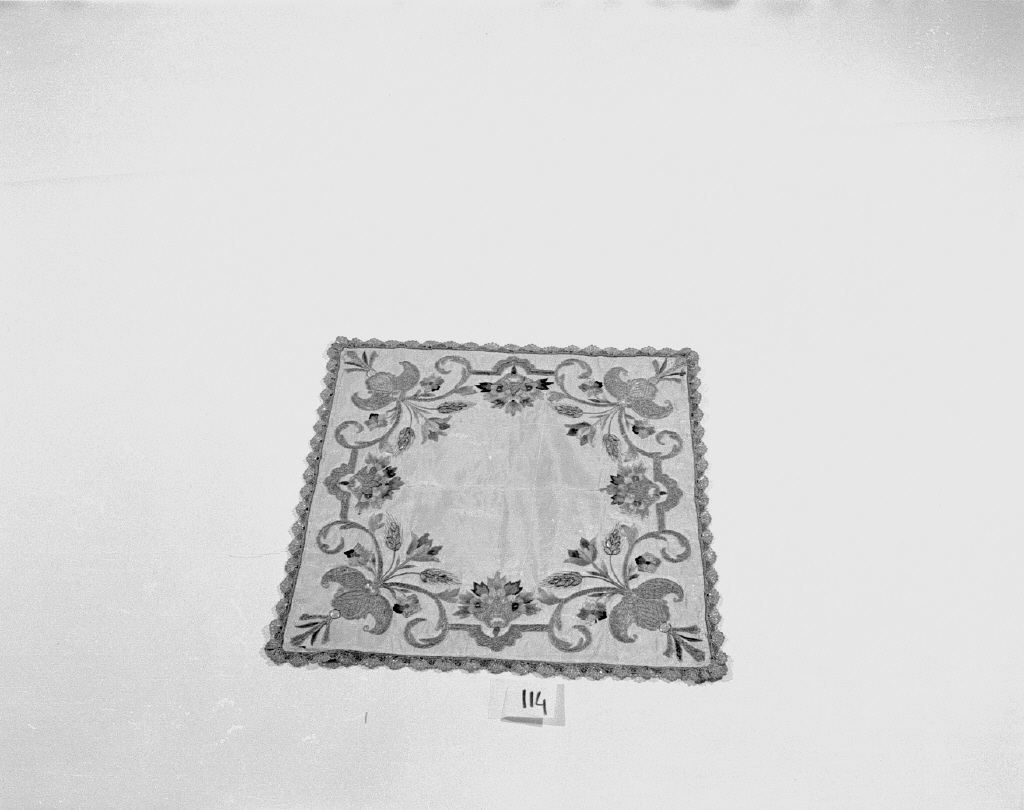 velo di calice - manifattura Italia centro-settentrionale (prima metà sec. XVIII)