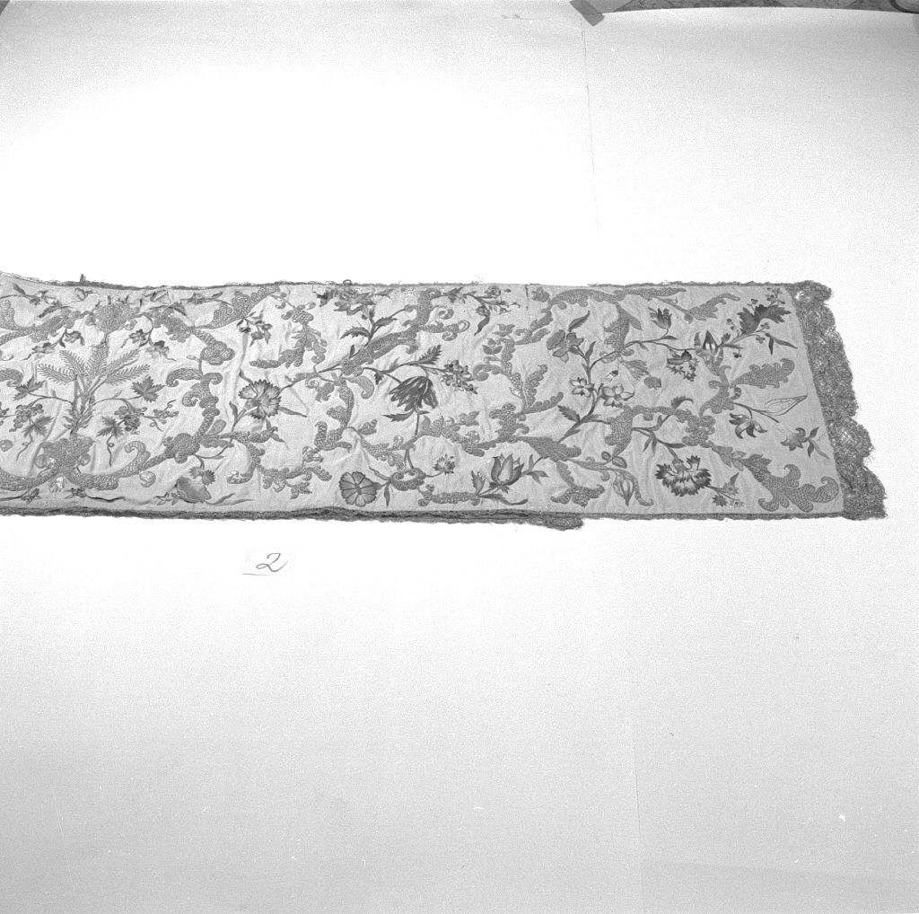 velo omerale - manifattura Italia centro-settentrionale (ultimo quarto sec. XVIII)