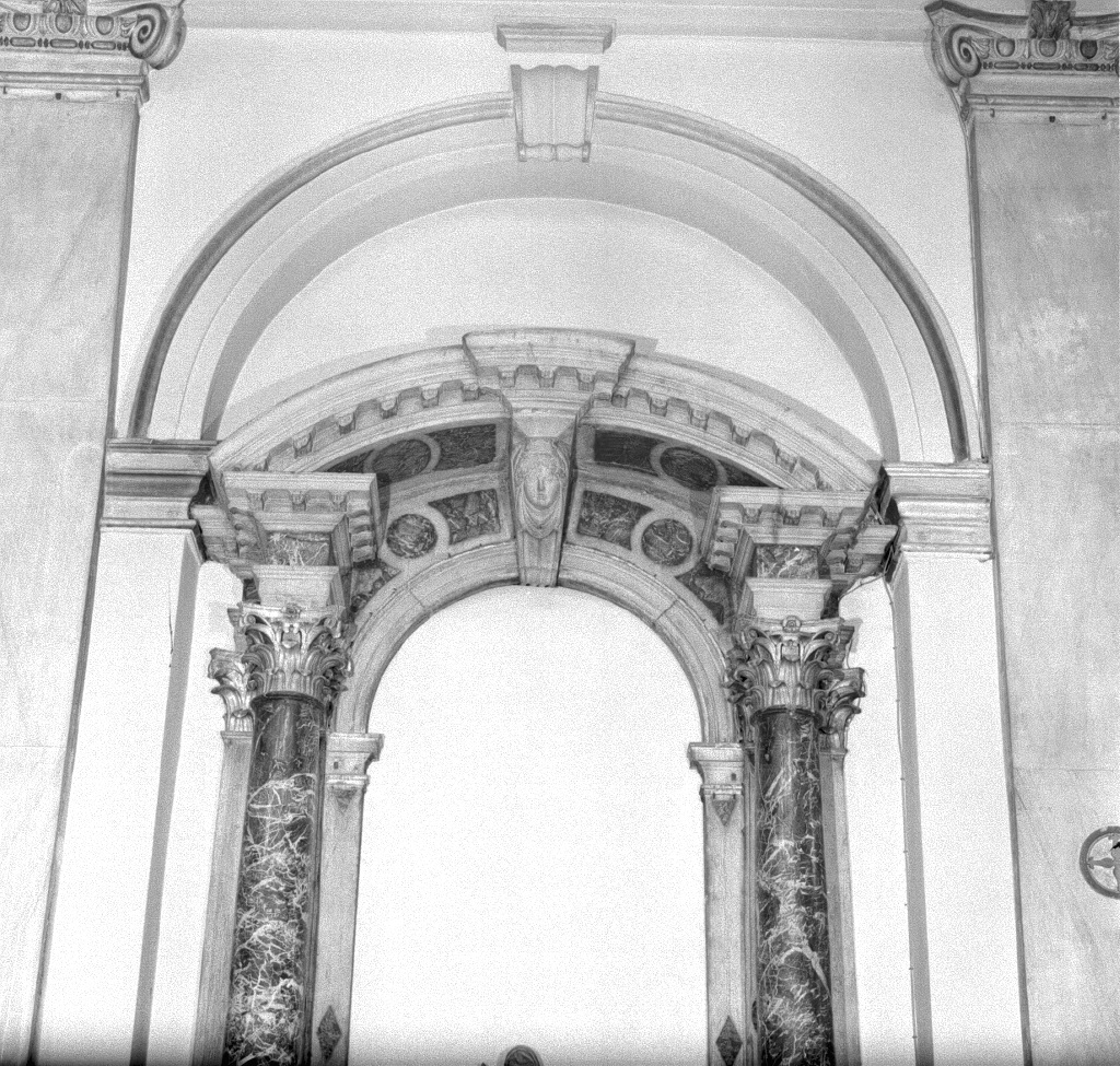 archivolto - ambito veneto (sec. XVII)