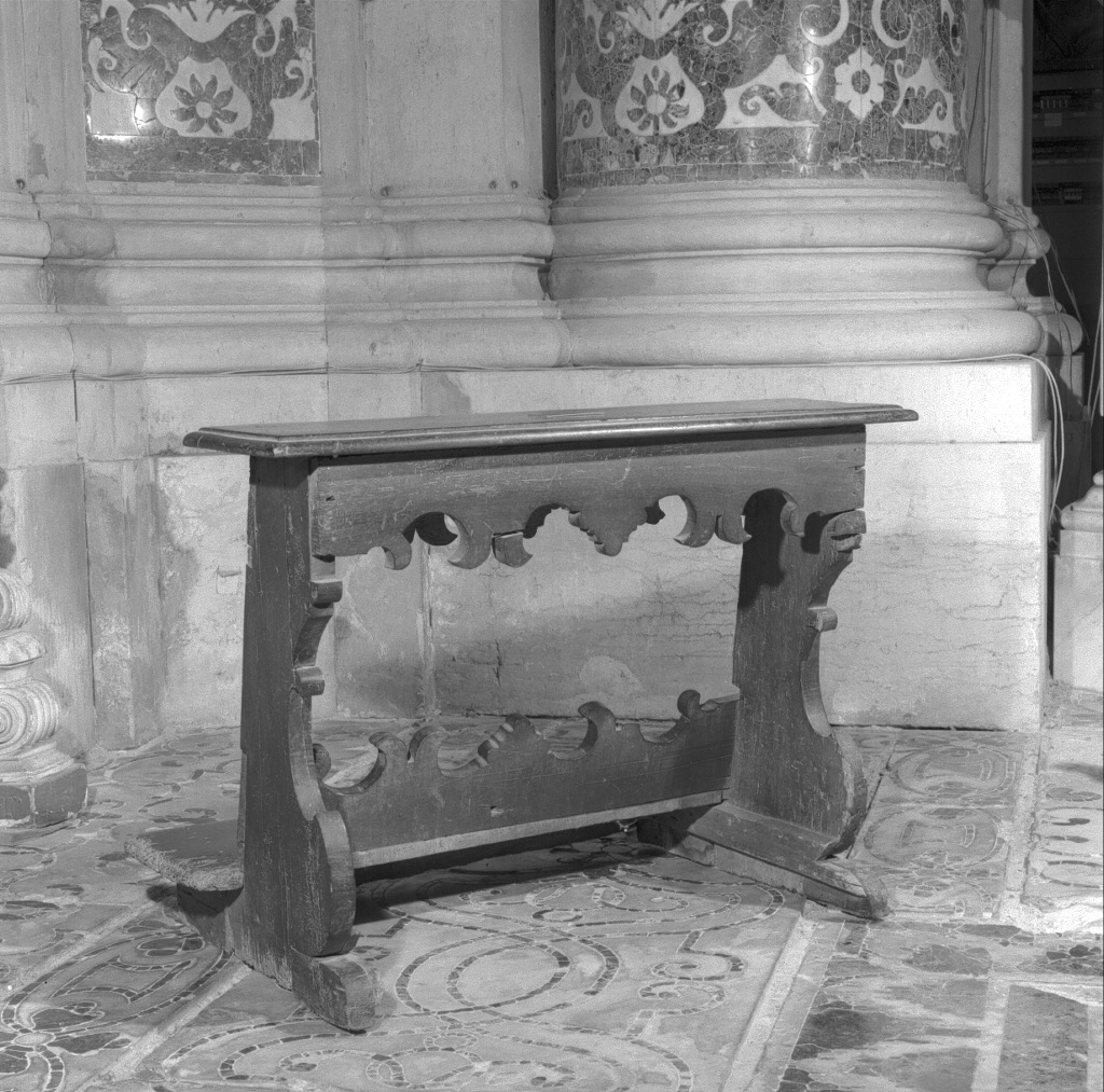 inginocchiatoio - bottega veneta (prima metà sec. XIX)