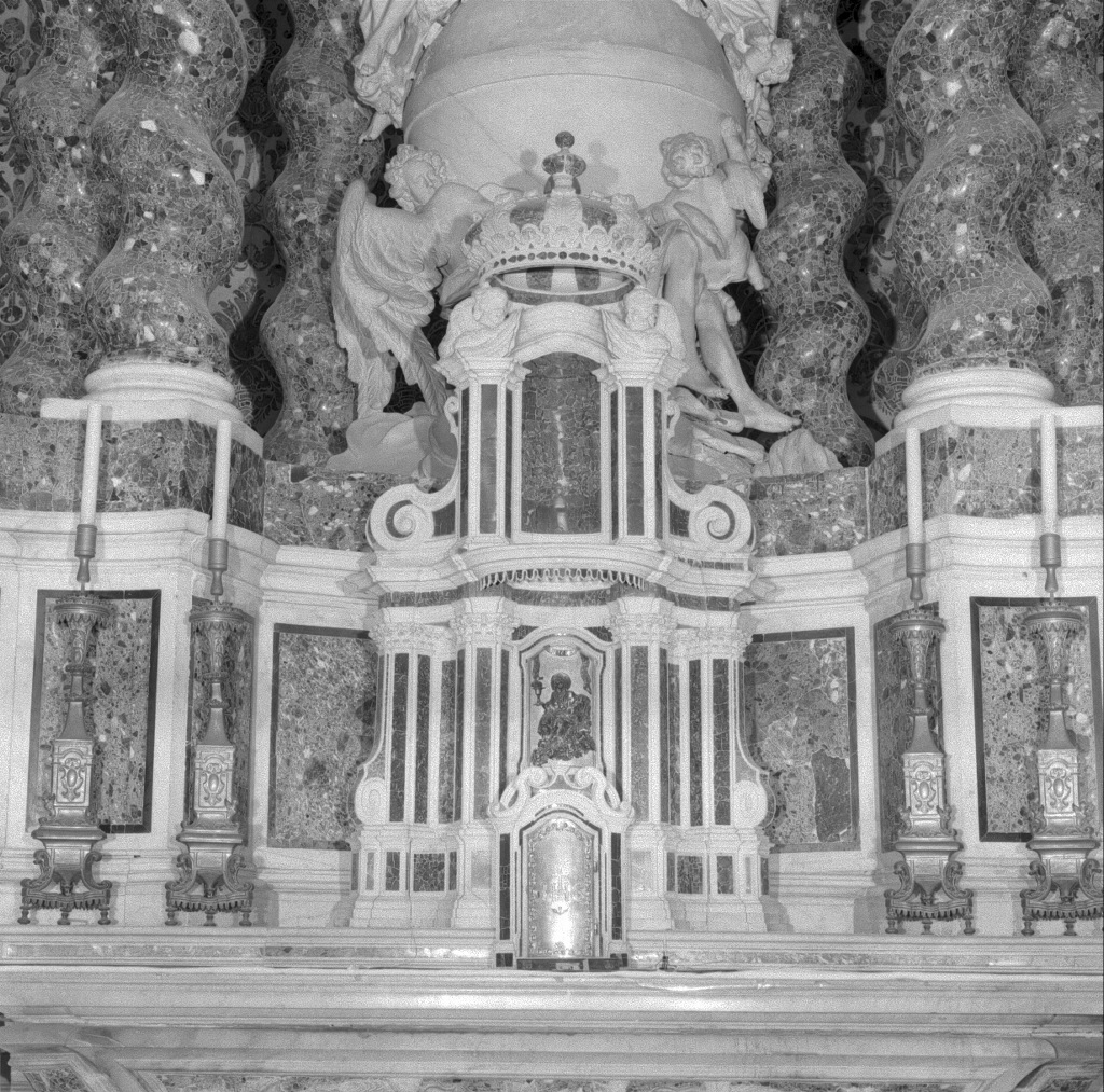 tabernacolo, elemento d'insieme di Bernardi Giuseppe detto Giuseppe Torretti (inizio sec. XVIII)