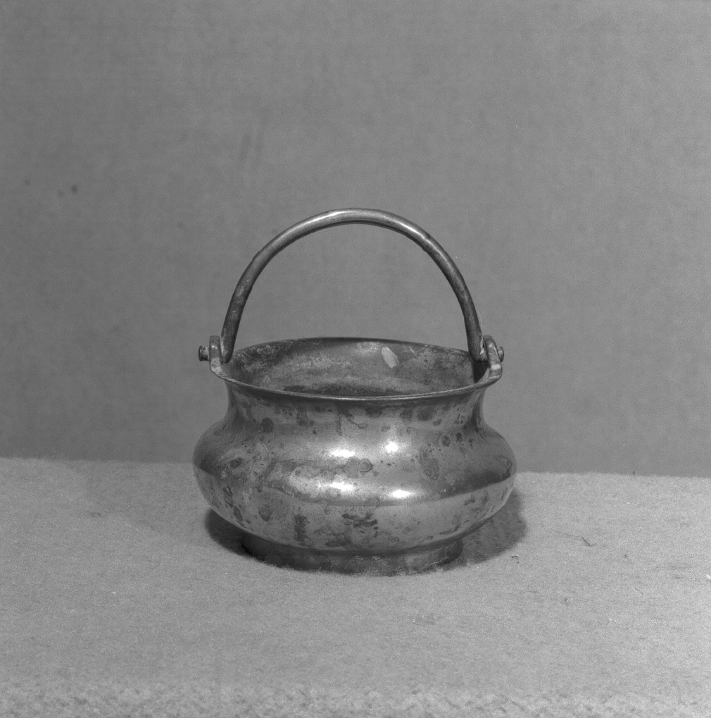 secchiello per l'acqua benedetta - ambito veneto (sec. XVII)