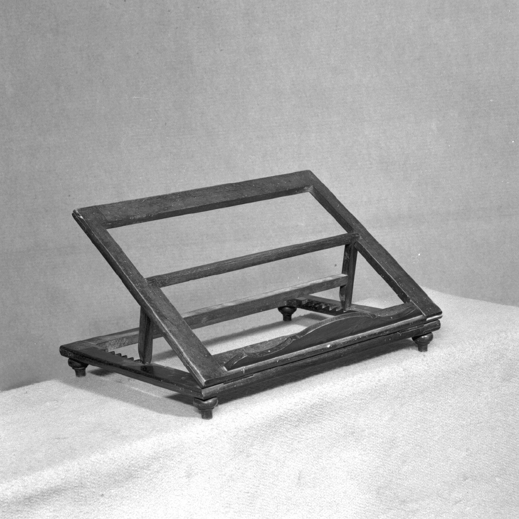 leggio - ambito italiano (sec. XIX)