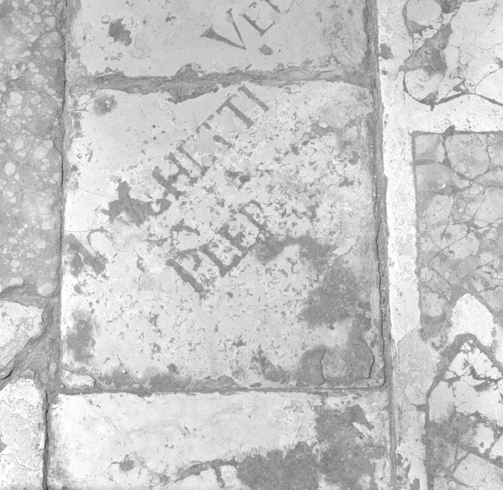 lapide tombale, frammento - ambito veneziano (sec. XVII)