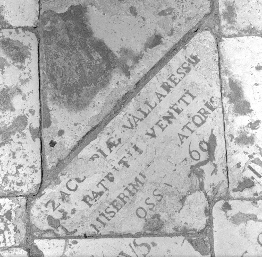 lapide tombale, frammento - ambito veneziano (sec. XVIII)