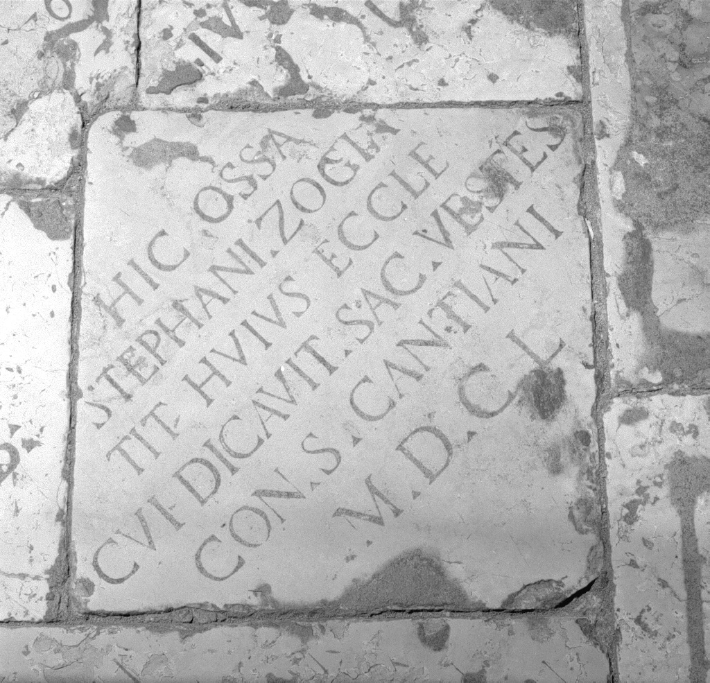 lapide tombale, frammento - ambito veneziano (sec. XVII)