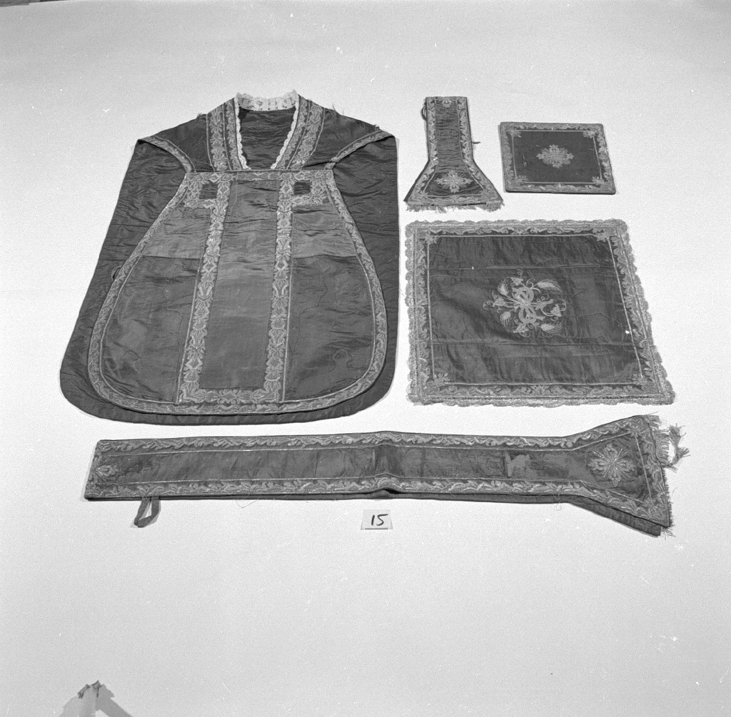 pianeta, elemento d'insieme - manifattura italiana (fine/inizio secc. XVII/ XVIII)