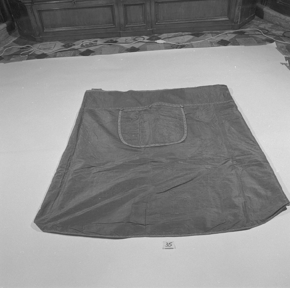 piviale - manifattura veneziana (prima metà sec. XVII)