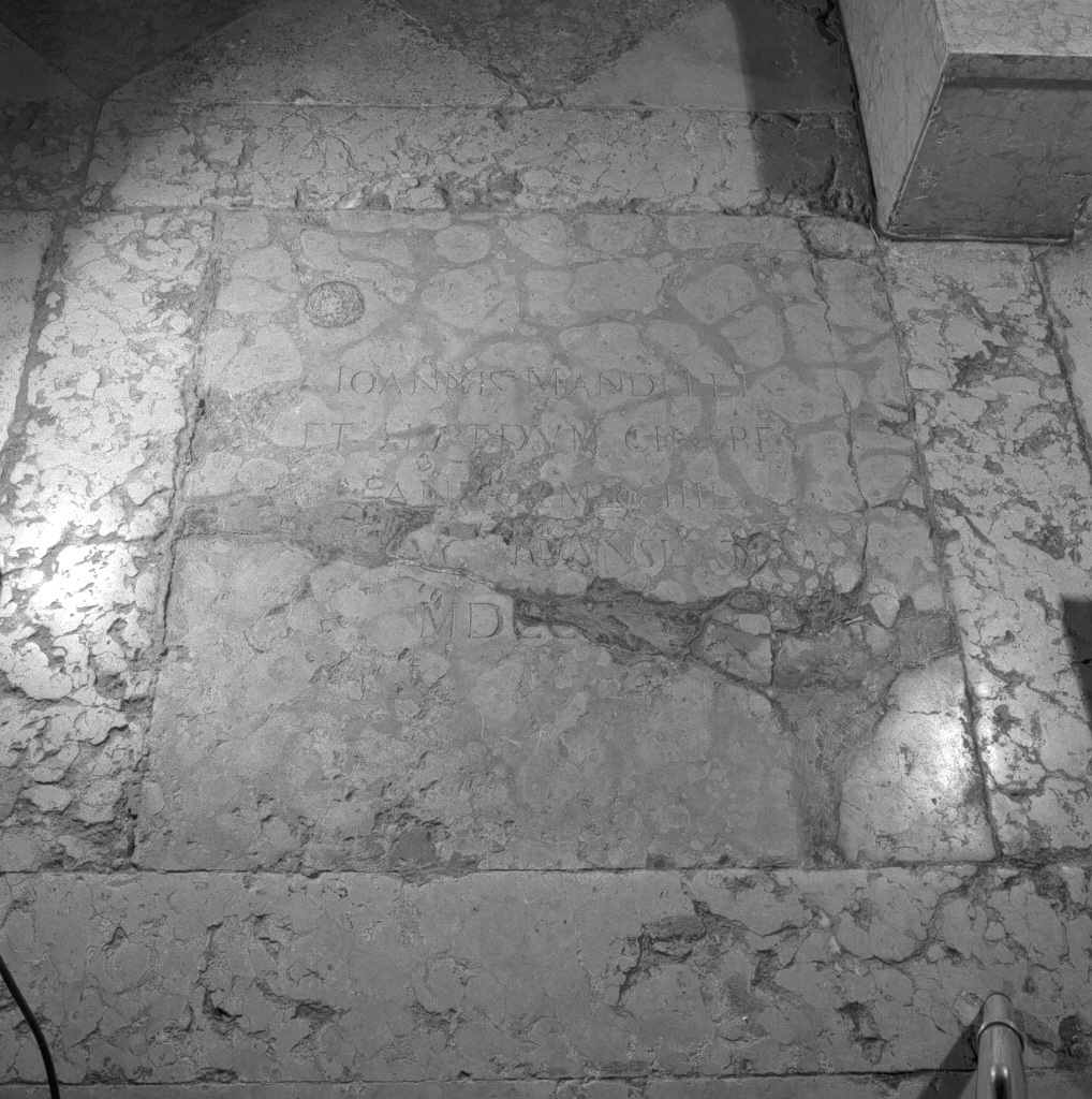 lastra tombale - ambito veneto (sec. XVIII)