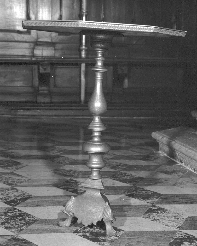 candeliere - bottega veneta (secc. XVII/ XVIII)