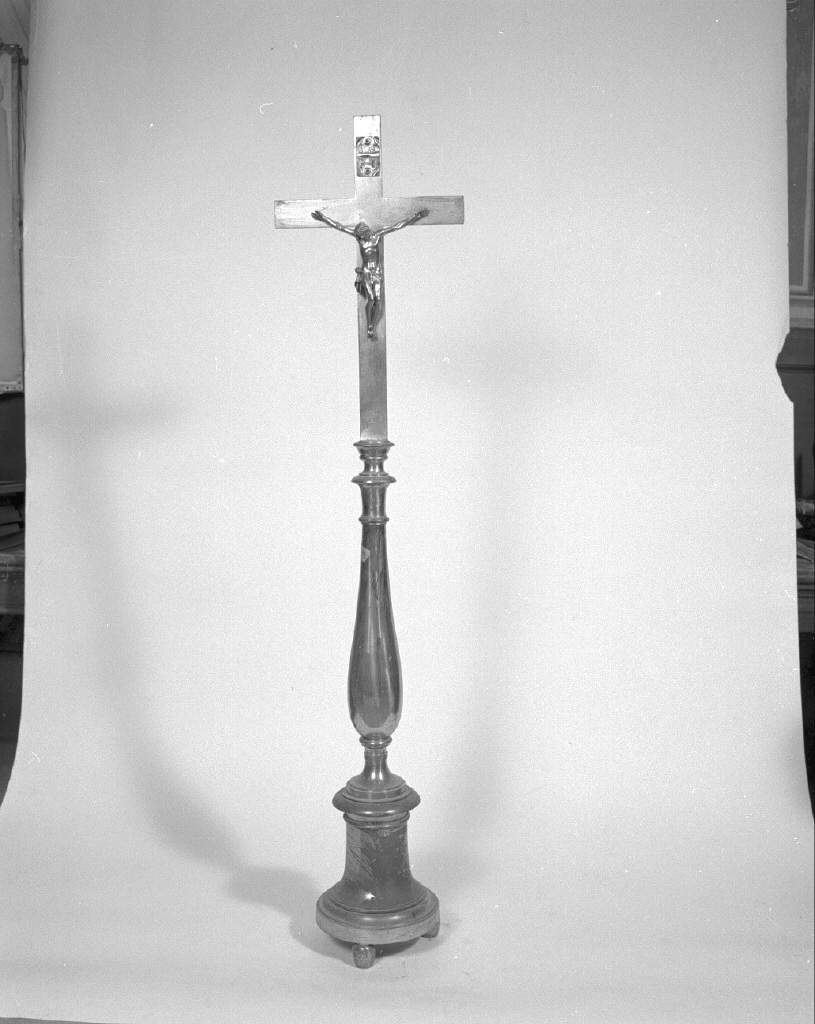 Cristo crocifisso (croce d'altare) - bottega veneta (sec. XIX)
