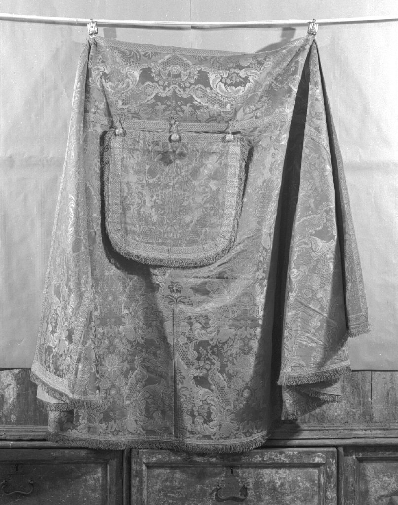 piviale, elemento d'insieme - manifattura veneziana (prima metà sec. XIX)