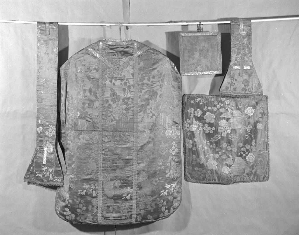 pianeta, elemento d'insieme - manifattura veneziana (primo quarto sec. XVIII)