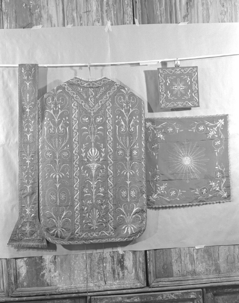 pianeta, elemento d'insieme - manifattura veneziana (seconda metà sec. XIX)