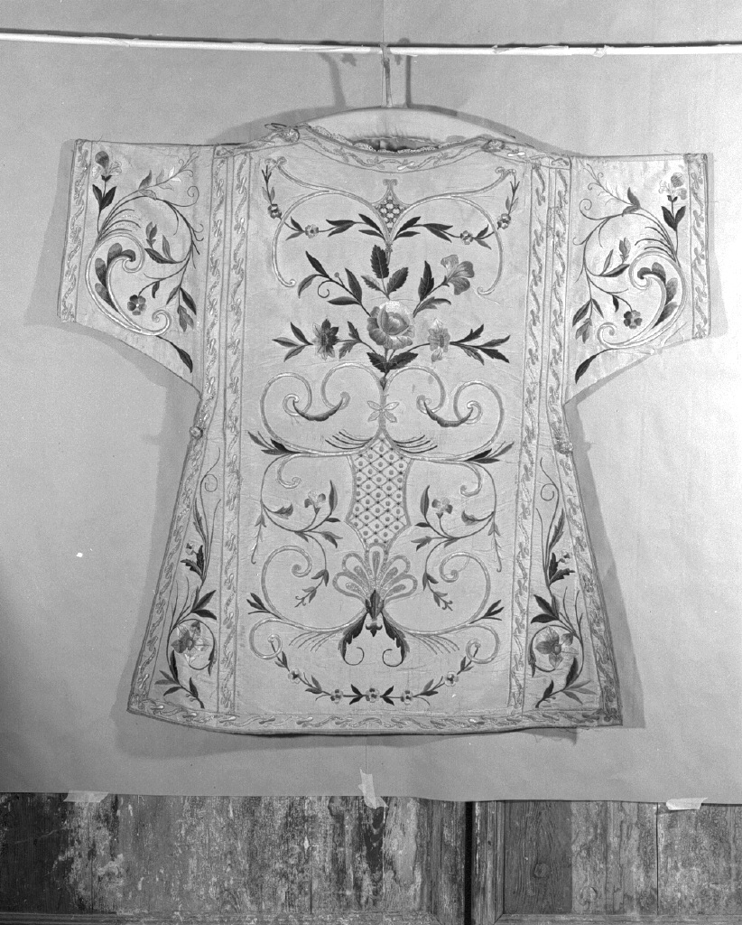 dalmatica, elemento d'insieme - manifattura veneziana (fine/inizio secc. XVIII/ XIX)
