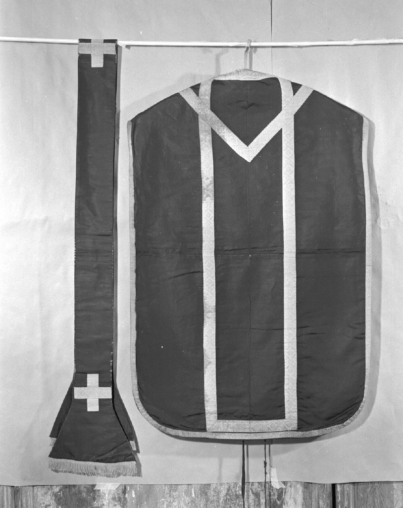 pianeta, elemento d'insieme - manifattura veneziana (seconda metà sec. XIX)