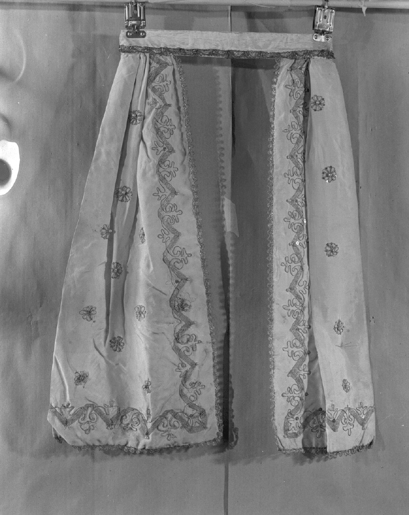 conopeo di tabernacolo - manifattura veneziana (prima metà sec. XIX)