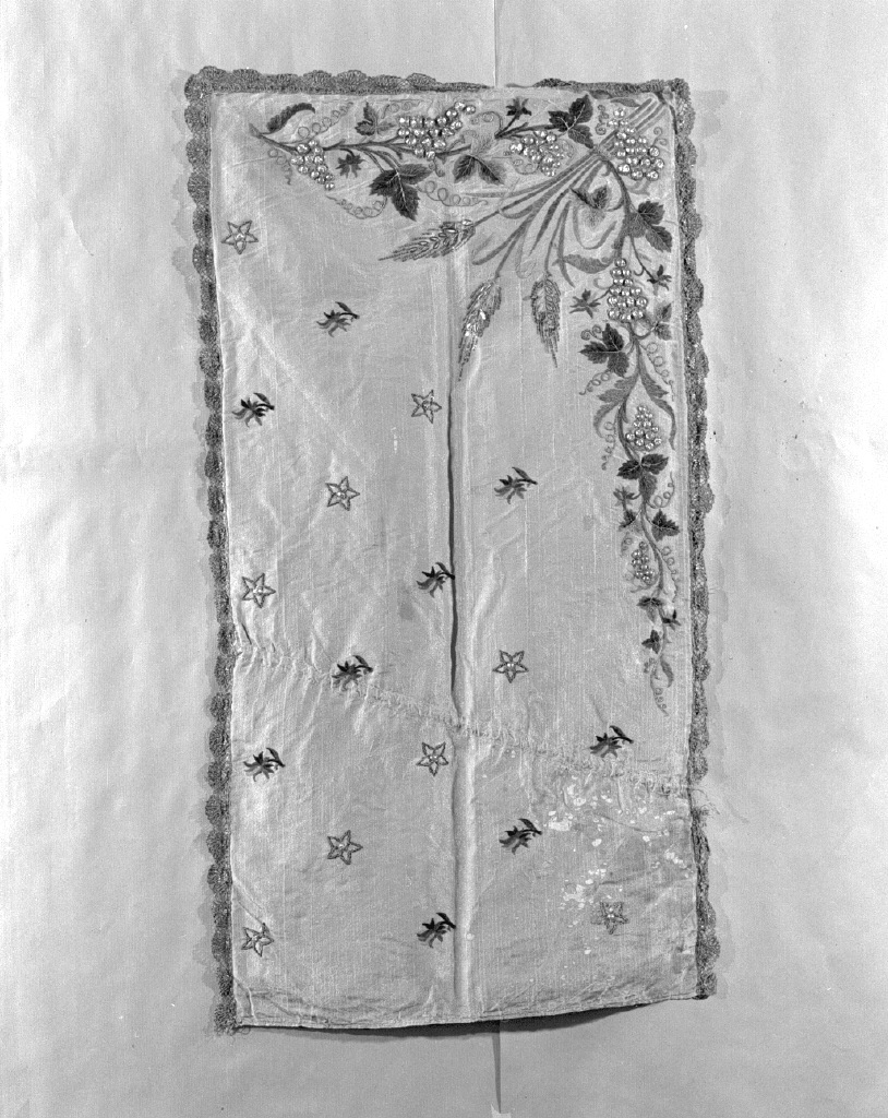 conopeo di tabernacolo - manifattura veneziana (prima metà sec. XIX)