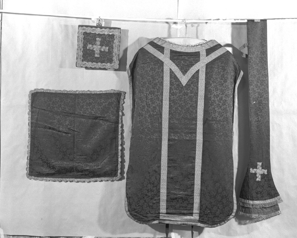 pianeta, elemento d'insieme - manifattura veneziana (seconda metà sec. XIX)