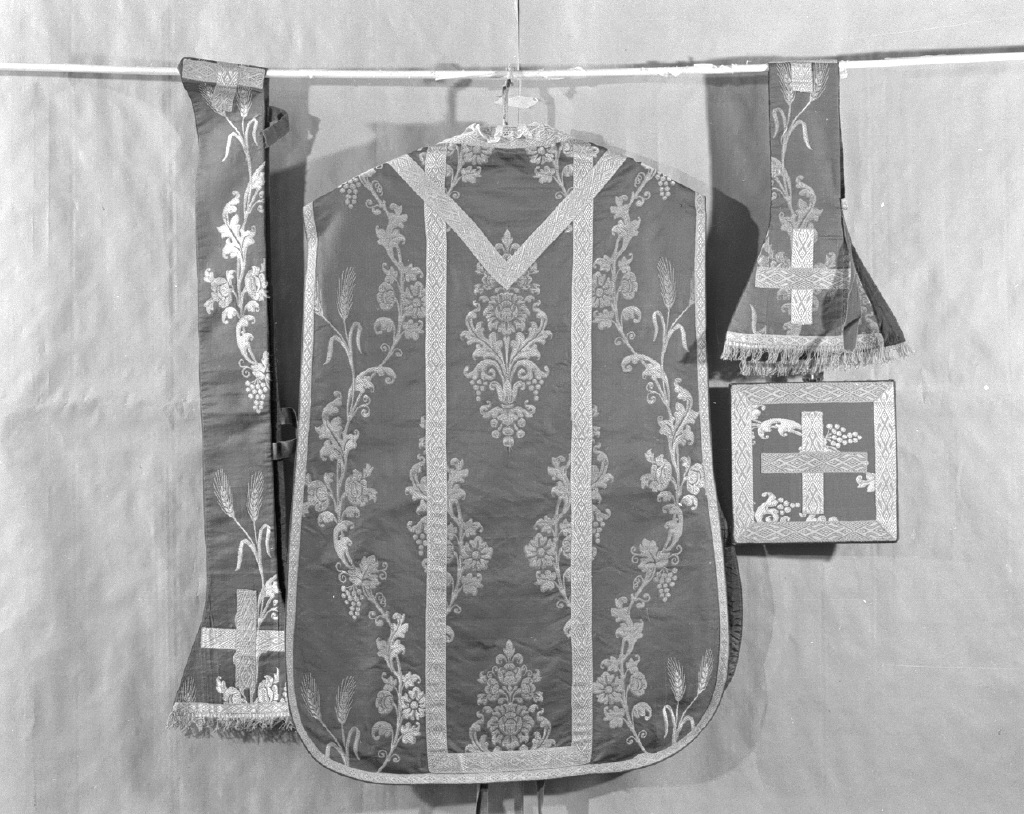 pianeta, elemento d'insieme - manifattura veneziana (seconda metà sec. XIX)