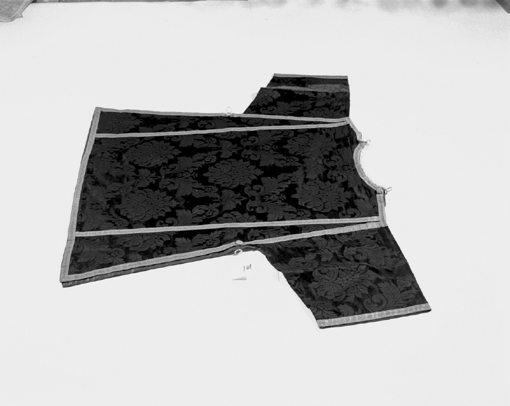 dalmatica - manifattura italiana (prima metà sec. XX)