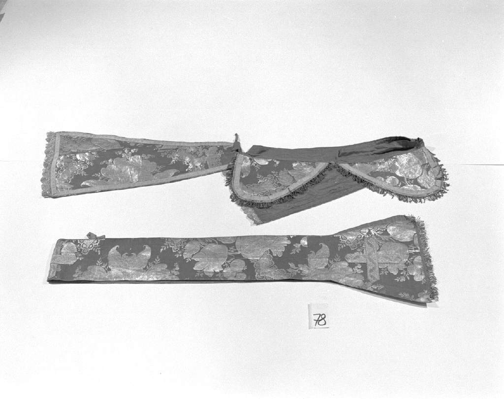 conopeo di tabernacolo - manifattura italiana (secondo quarto sec. XVIII)