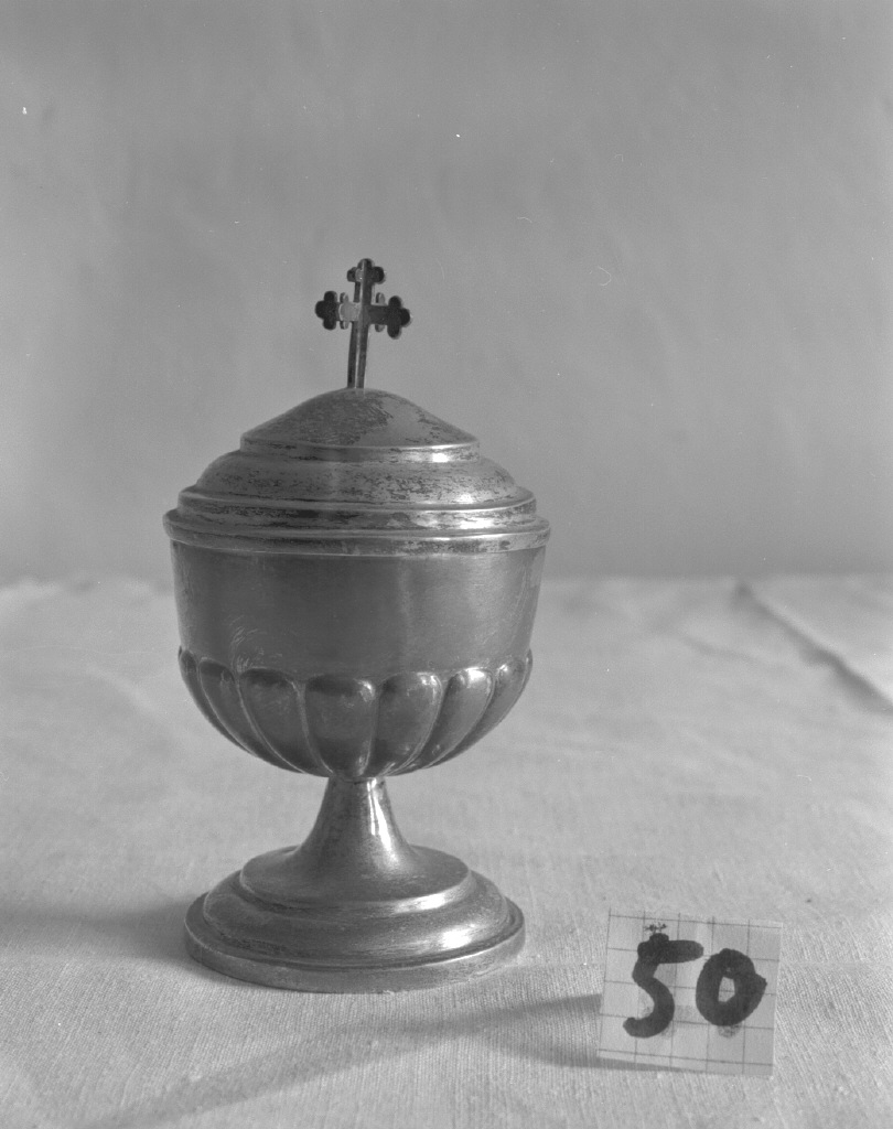 pisside da viatico - bottega veneta (prima metà sec. XX)