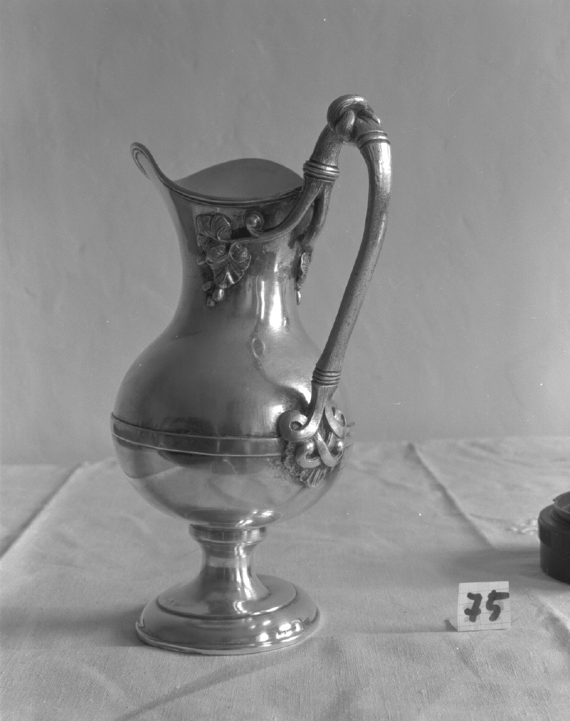 brocca - bottega veneziana (sec. XX)