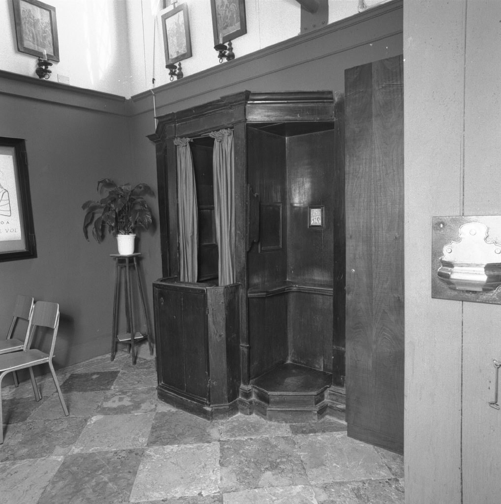 confessionale - ambito veneziano (primo quarto sec. XX)