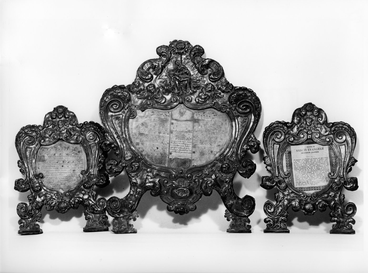 cartagloria, elemento d'insieme - bottega veneziana (primo quarto sec. XVIII)