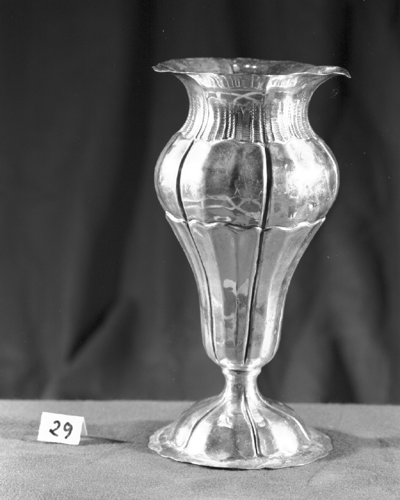 vaso d'altare - bottega veneta (prima metà sec. XX)