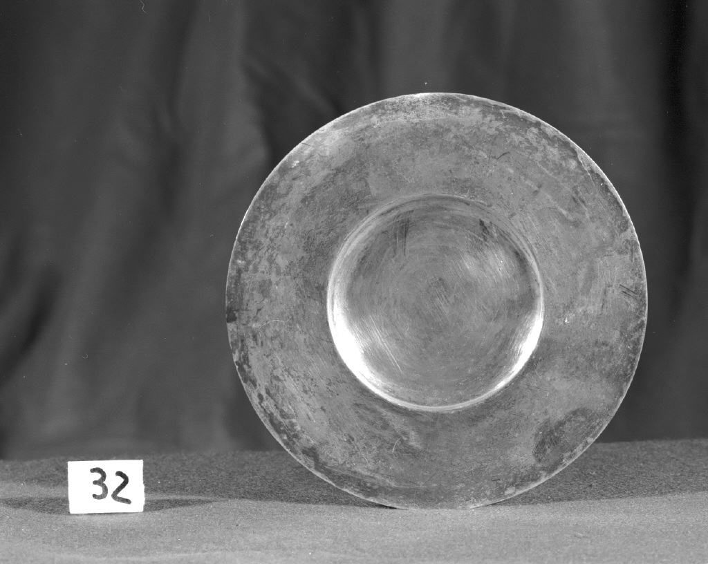 patena - bottega italiana (prima metà sec. XX)