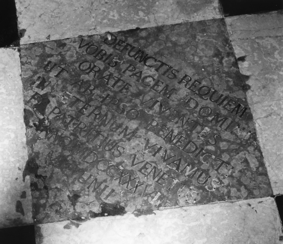 lapide tombale - bottega veneta (sec. XVIII)
