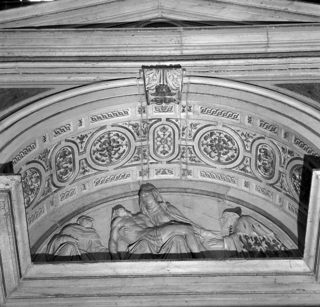 motivi decorativi geometrici a tondi e ovali (rilievo, elemento d'insieme) di Tatti Jacopo detto Jacopo Sansovino (sec. XVI)