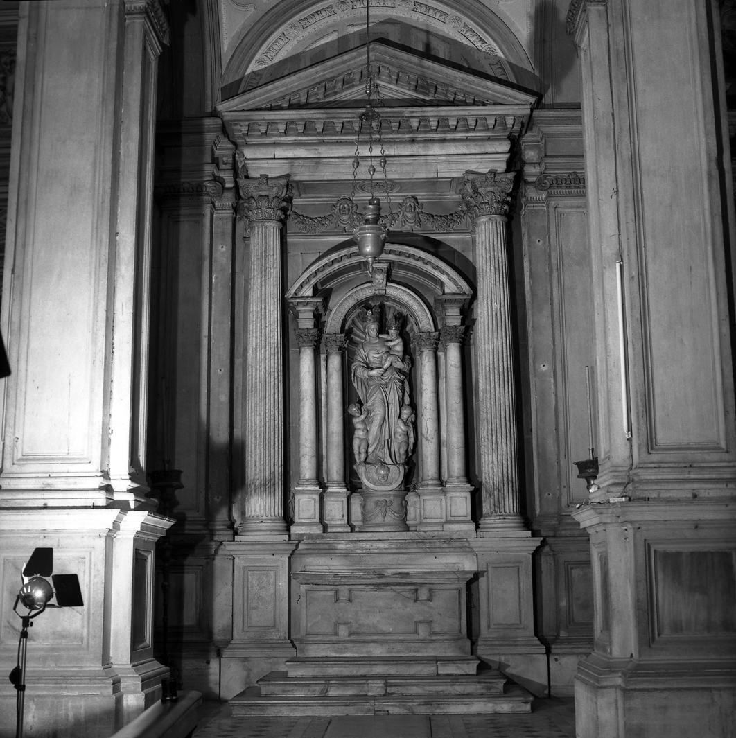 altare - a edicola di Campagna Girolamo (fine/inizio secc. XVI/ XVII)