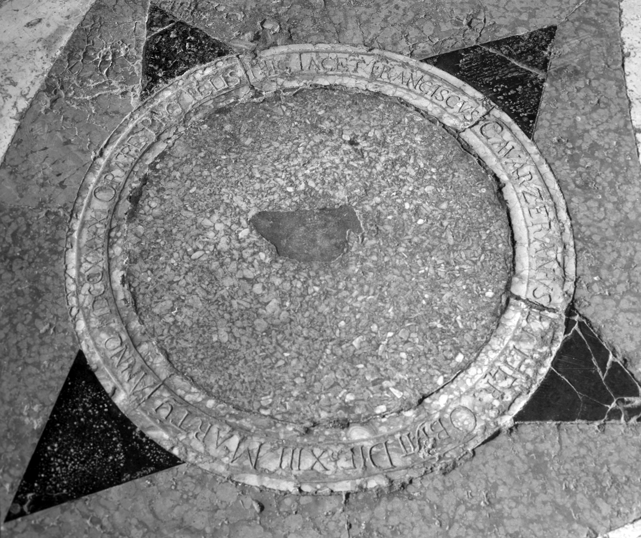 lapide tombale - bottega veneta (sec. XVIII)