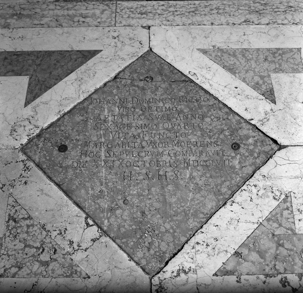 lapide tombale - bottega veneta (sec. XVIII)