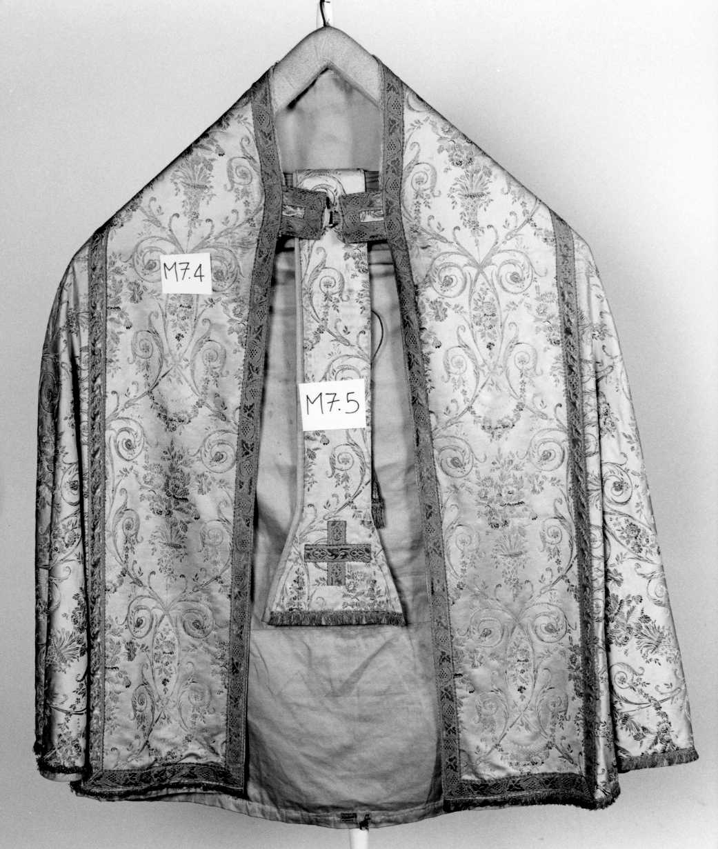 piviale, elemento d'insieme - manifattura veneta (seconda metà sec. XIX)